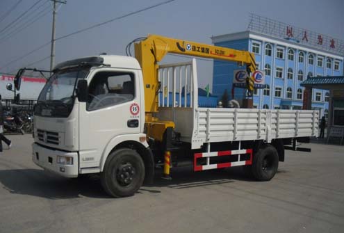 上饒哪里有隨車吊賣|2噸-12噸隨車起重運(yùn)輸車|隨車吊廠家直銷