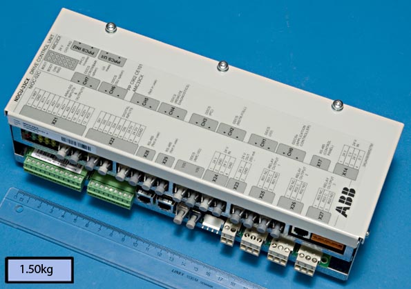 NDCU-33CX  ABB風(fēng)電驅(qū)動控制板