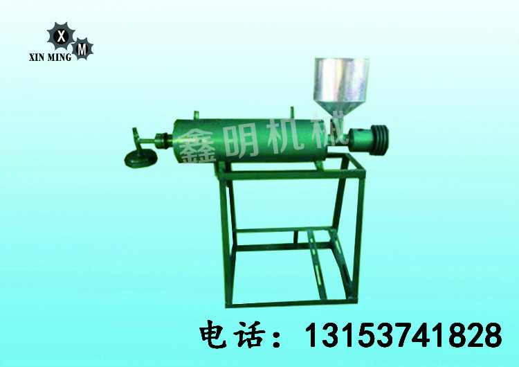 鑫明牌高產(chǎn)量純手工粉條機(jī)價(jià)格 優(yōu)質(zhì)地瓜粉條機(jī) 芋頭粉絲機(jī)參數(shù)