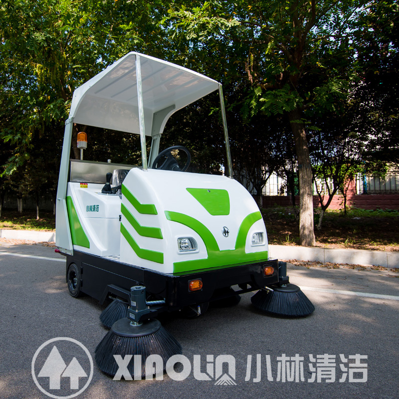 山東小林牌電動(dòng)掃地車廠家|電動(dòng)掃路車|工地掃地車|道路清掃車