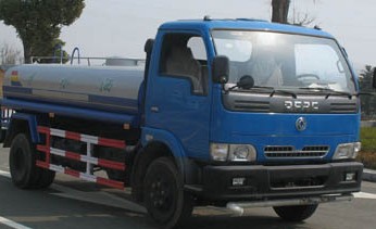 運(yùn)水車，抗旱運(yùn)水車，抗旱運(yùn)水車價(jià)格，抗旱運(yùn)水車生產(chǎn)廠家