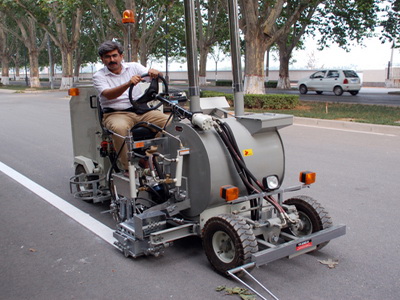 熱熔震蕩劃線機/公路劃線機/劃線機