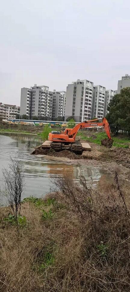 漢陽濕地挖掘機(jī)租賃商家活動(dòng)