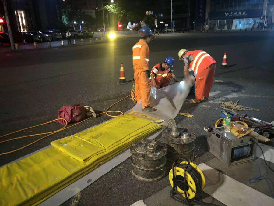 南京雨花臺區(qū)鐵心橋非開挖管道修復 頂管置換 市政管道清淤檢測