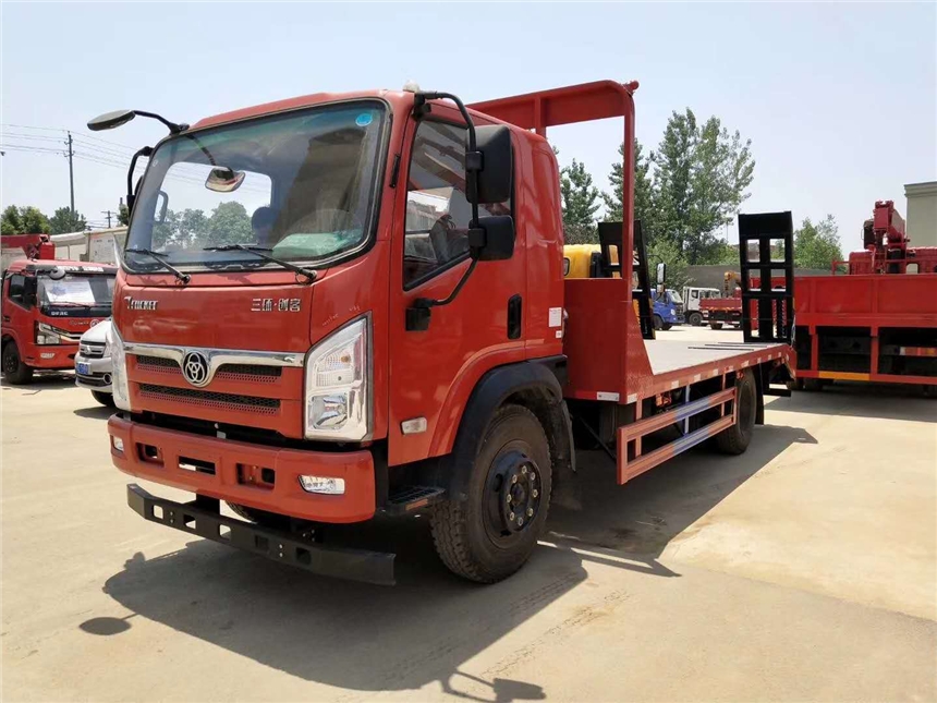 唐山藍(lán)牌黃牌平板車廠家供應(yīng)平板運(yùn)輸車價(jià)格