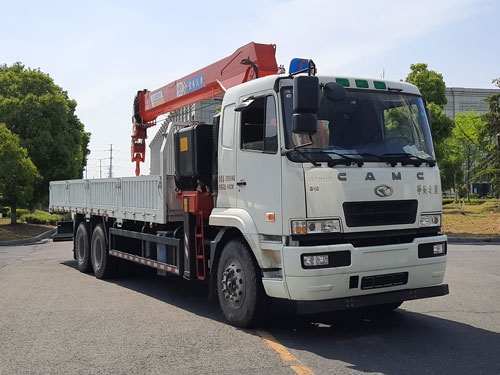 星馬牌AH5251JSQ0L5型隨車起重運(yùn)輸車