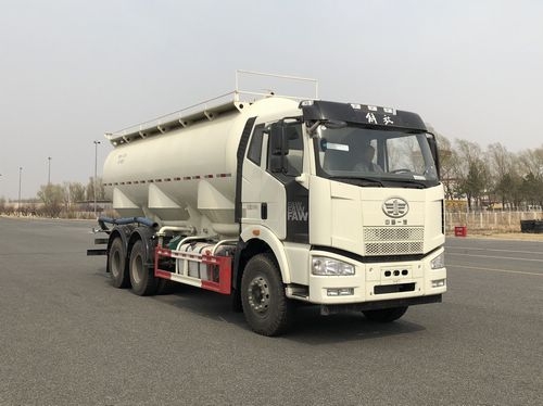 解放牌CA5250GGHP63K1L3T1E5型干混砂漿運(yùn)輸車