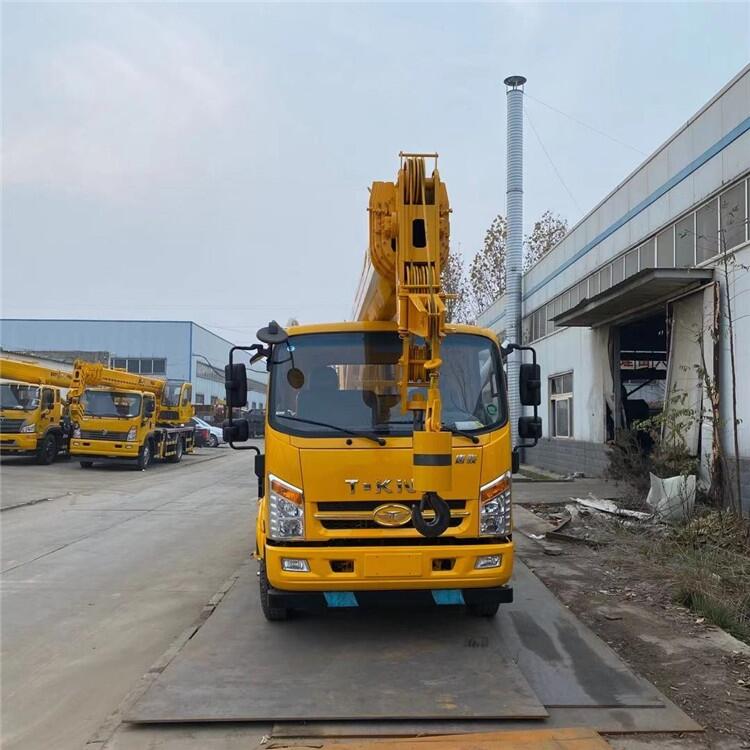 唐駿吊車 斯凱吊車廠家 12噸吊車藍(lán)牌吊車