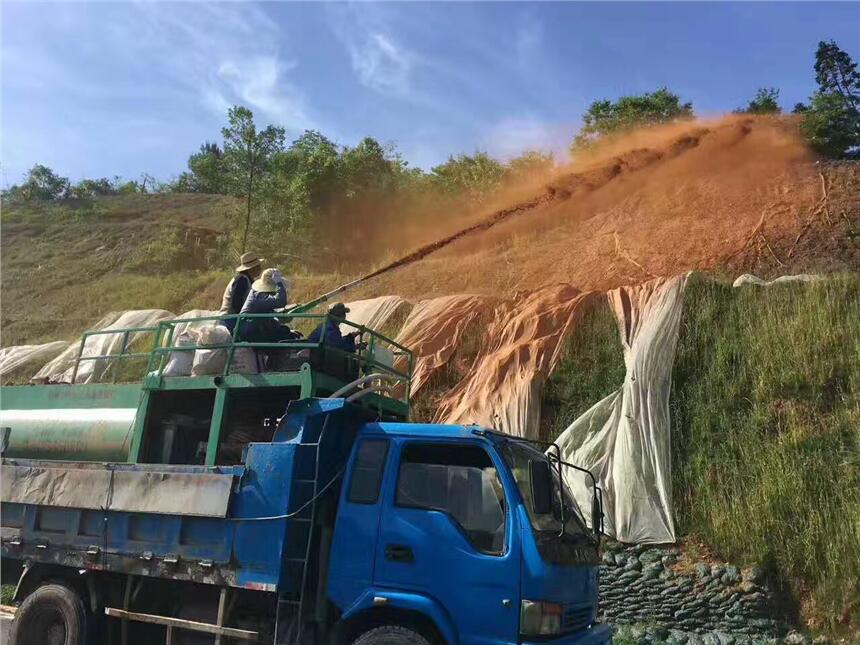 建特重工客土噴播機廠家，草籽噴播機，綠化噴播機，大功率動力足