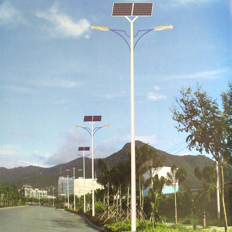 太原太陽能路燈價(jià)格，太陽能鋰電池路燈