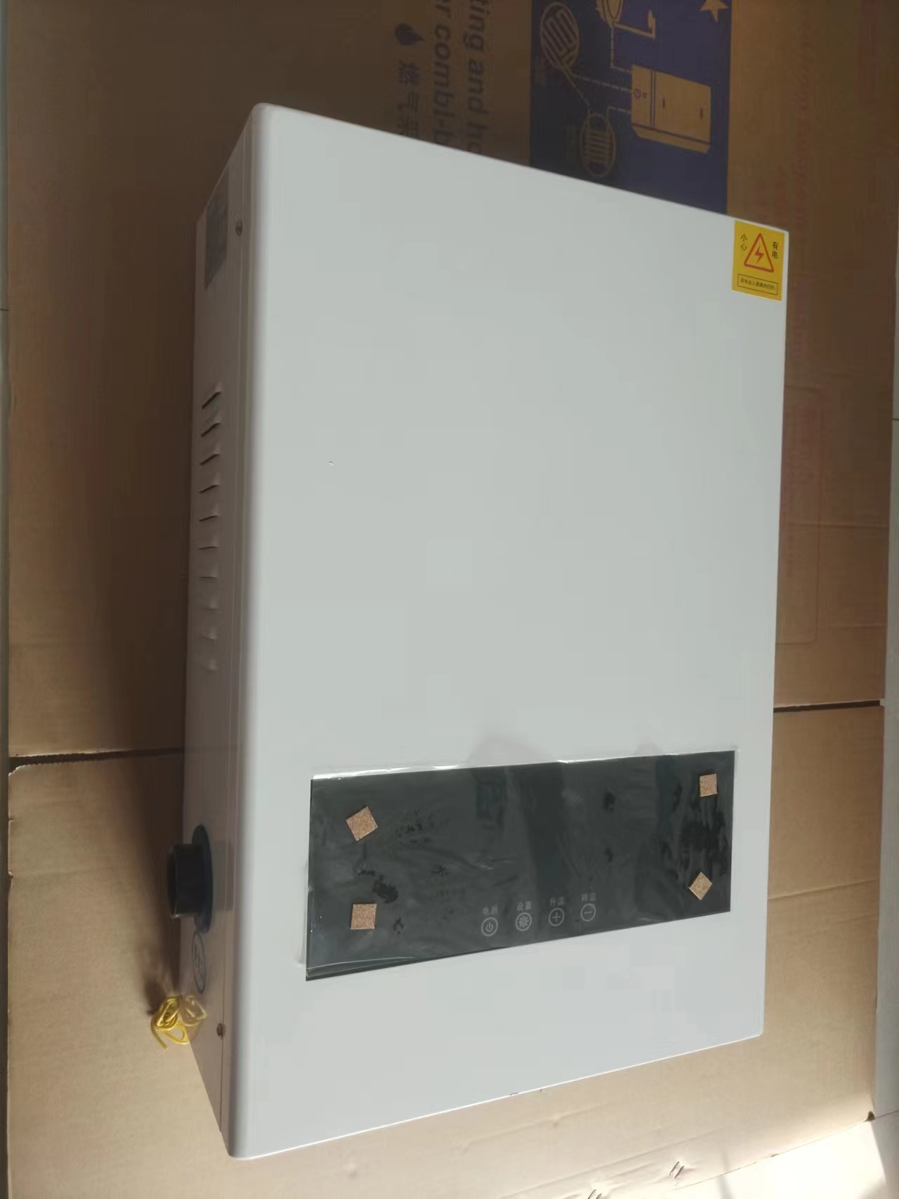 12KW匠奧壁掛式電鍋爐地暖暖氣片采暖用常壓熱水爐外置泵安裝簡(jiǎn)單