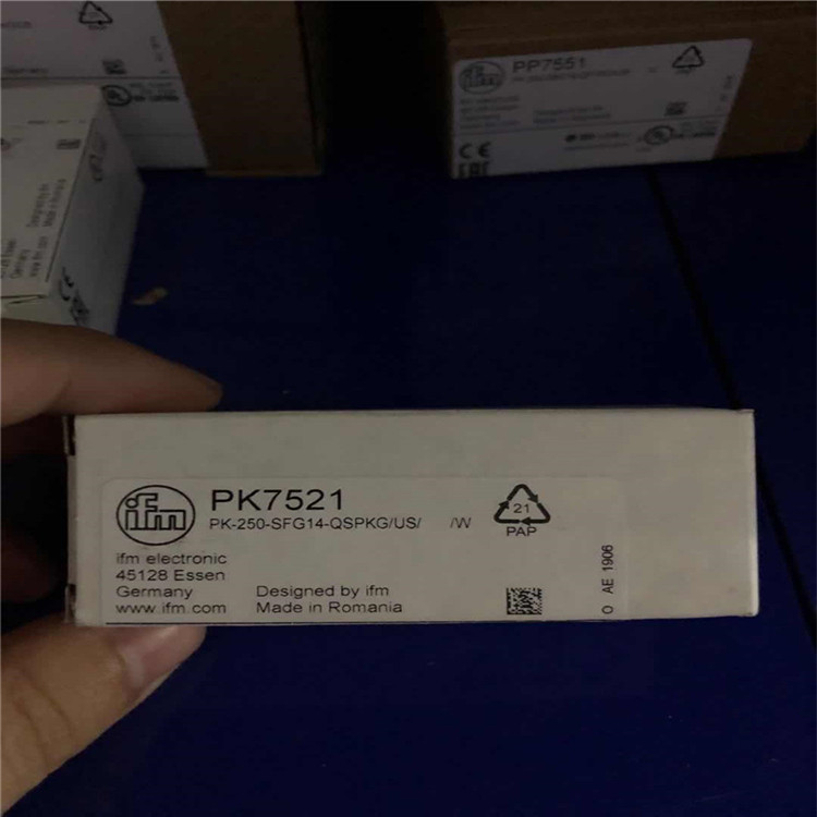 IFM易福門壓力傳感器PK7521全新原裝正品現(xiàn)貨包郵