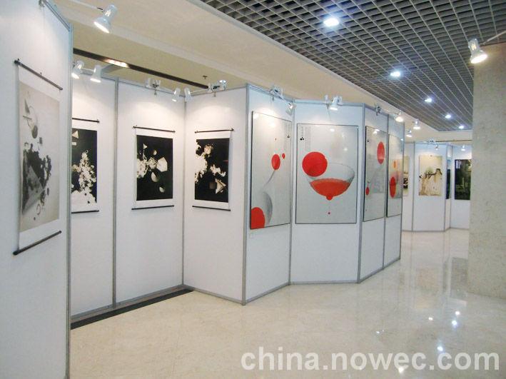 八棱柱展板租賃，八棱柱標(biāo)攤租賃，展覽屏風(fēng)