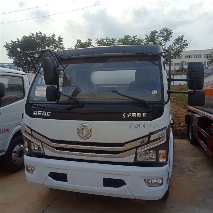 楚勝小型加油車(chē)5噸8噸10噸流動(dòng)油罐車(chē)包上牌